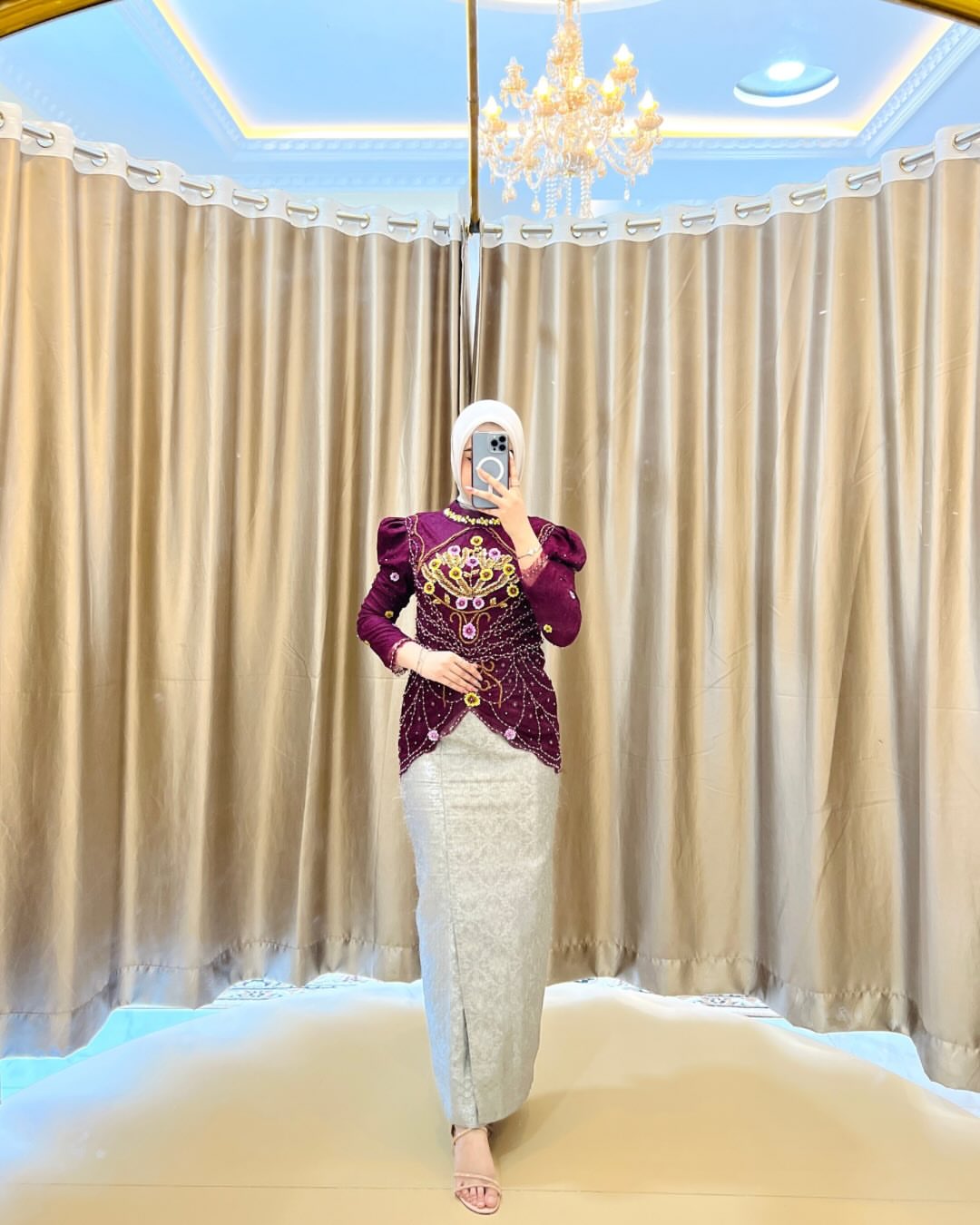 Kebaya modern
