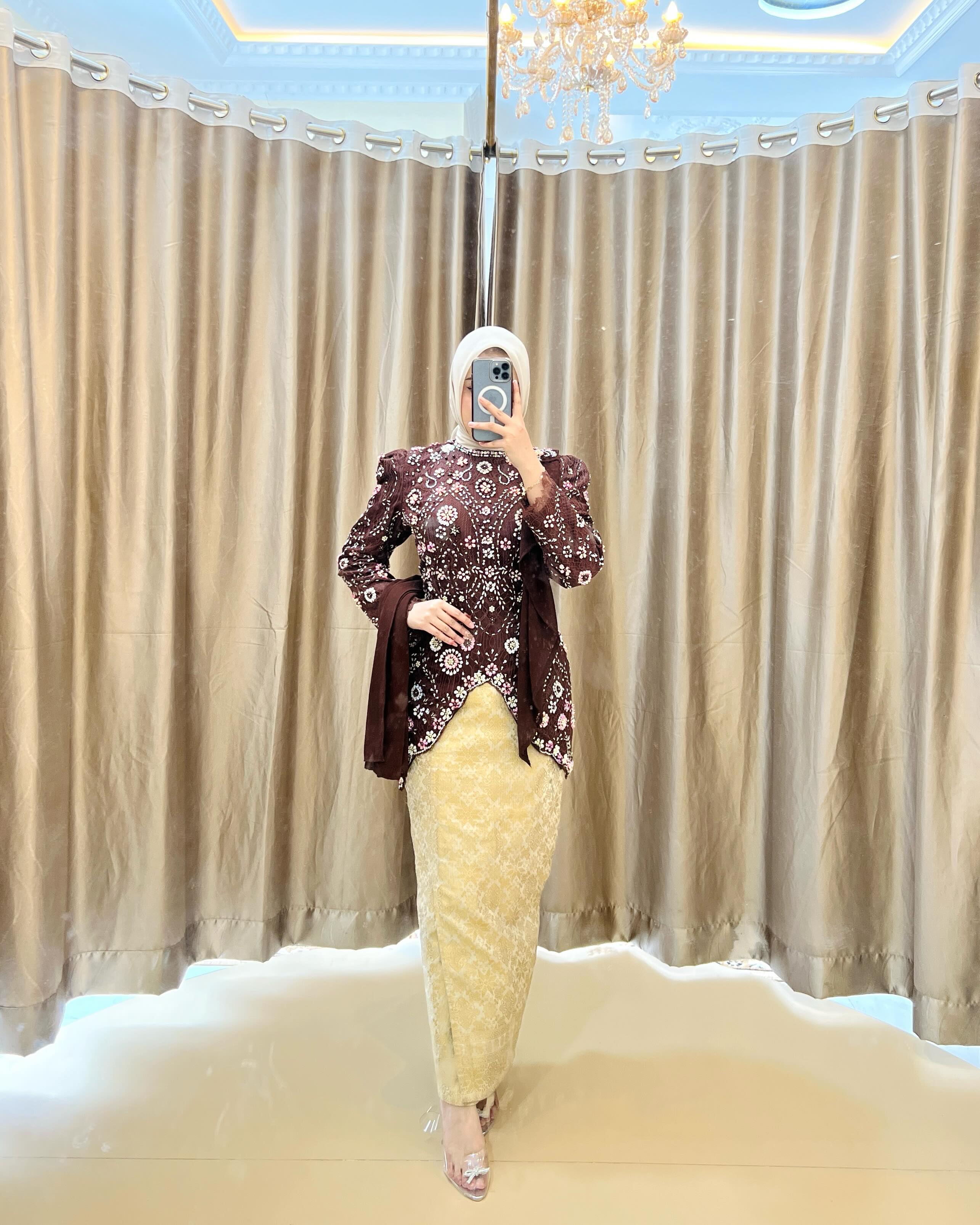 Kebaya modern
