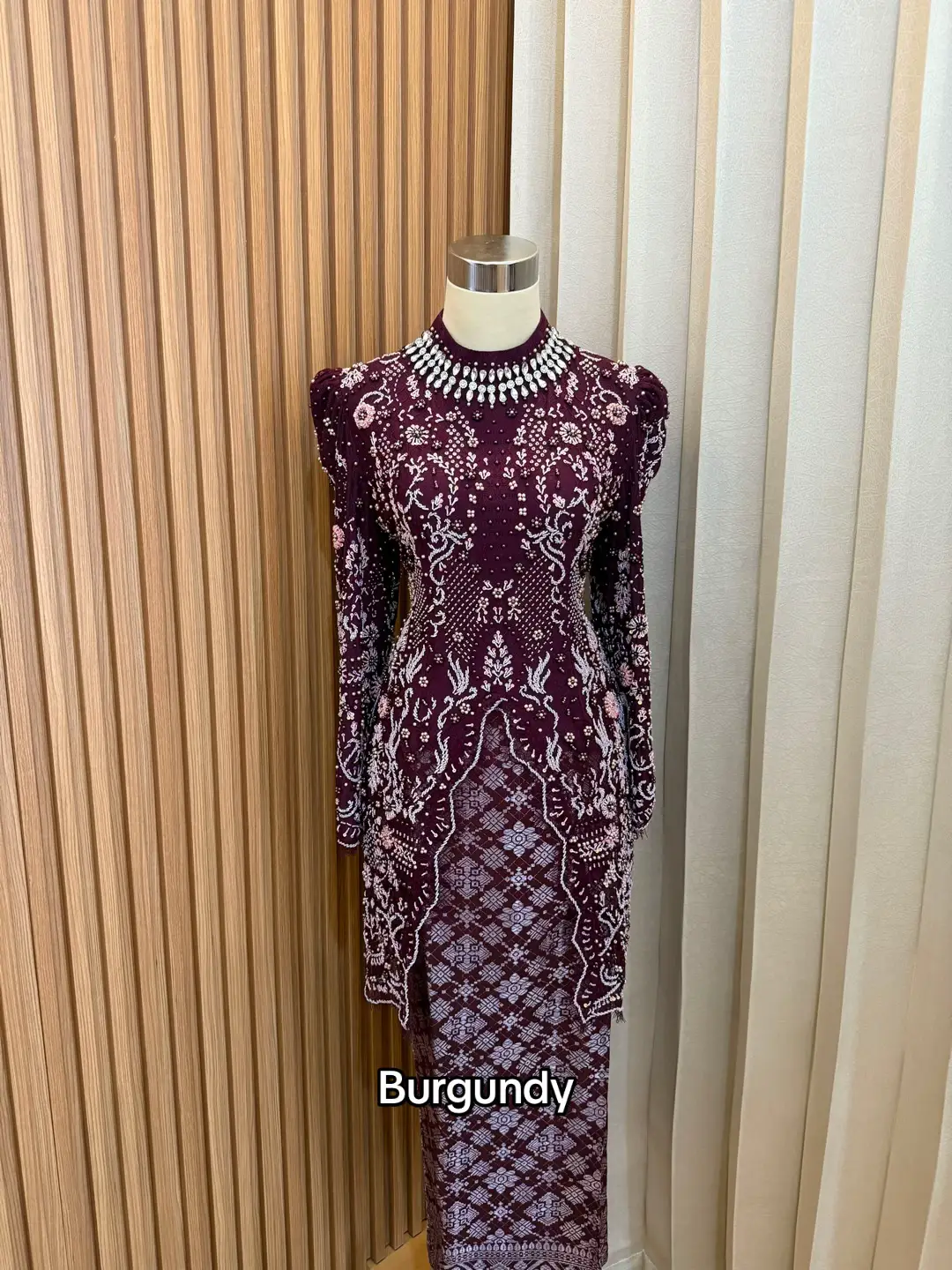 Kebaya modern