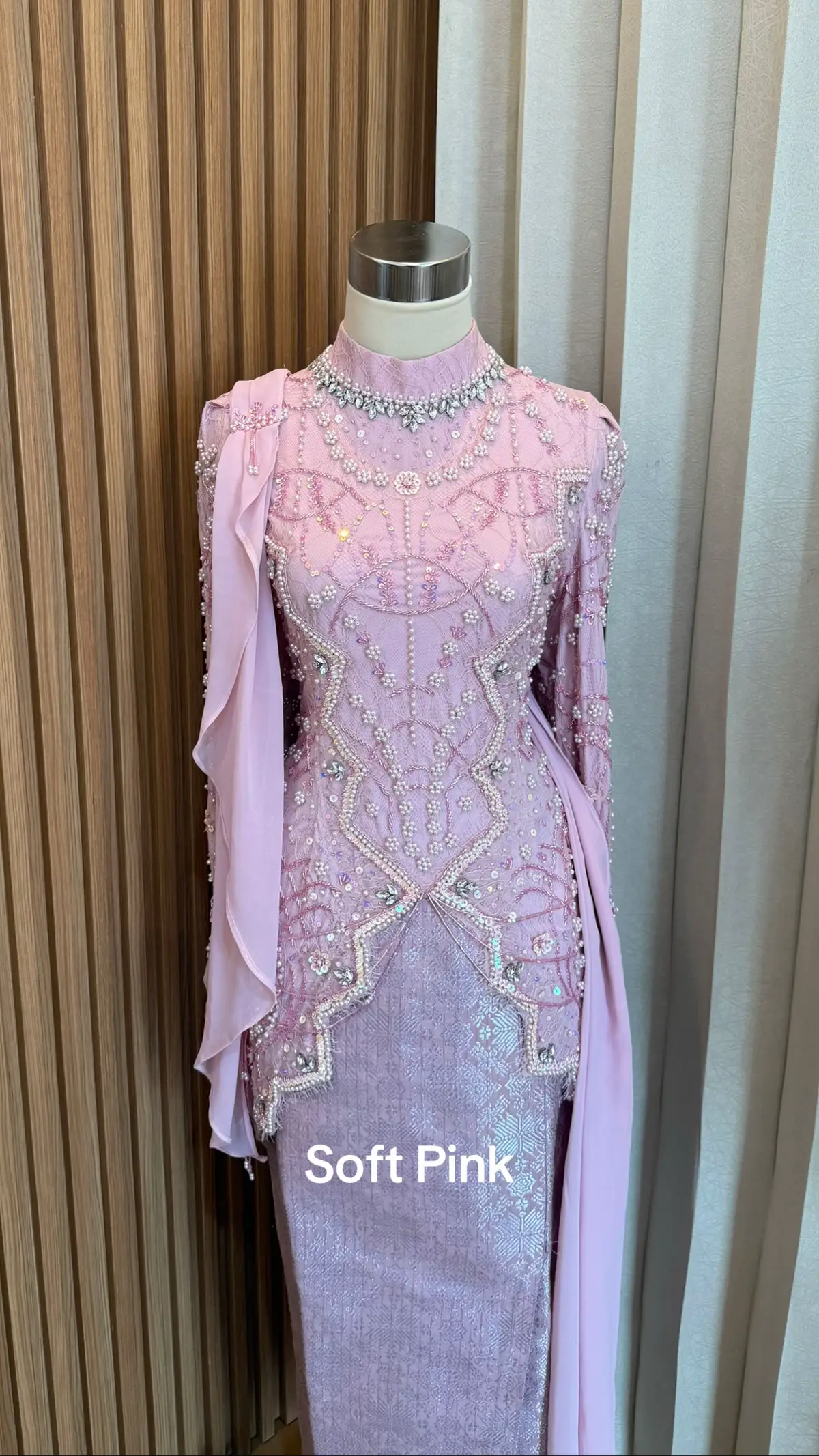 Kebaya modern